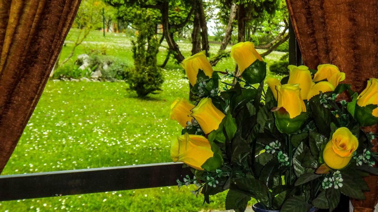 Apartment Franciska Rakovica Eksteriør bilde