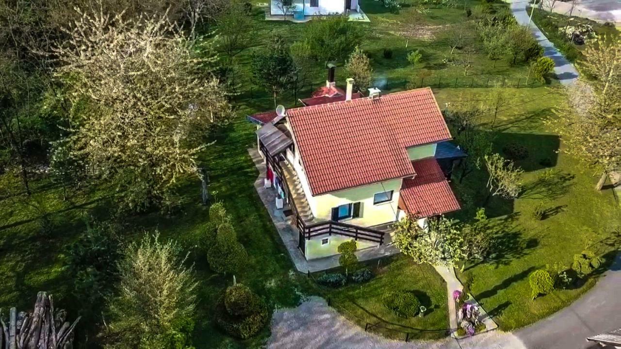 Apartment Franciska Rakovica Eksteriør bilde